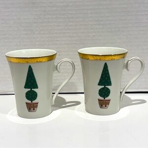 Mikasa Set of Two Christmas Mugs Cups Gold Embossed Fine China Coffee‎ Tea